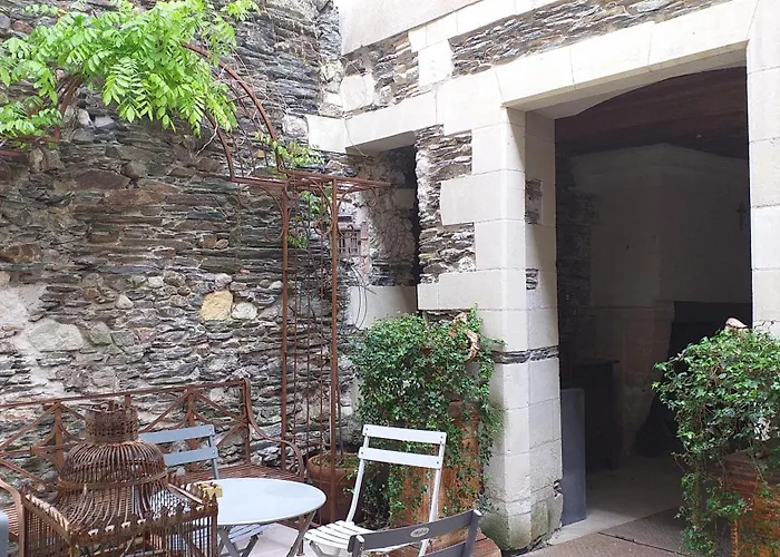 1 Hyper Centre Avec Jardins Daire